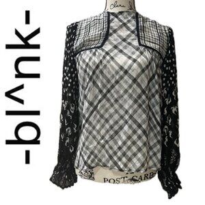 BL-NK BLOUSE MIRANDA PEASANT MONOCHROMATIC BLACK/WHITE SHEER PRINT Sz S BADDIE